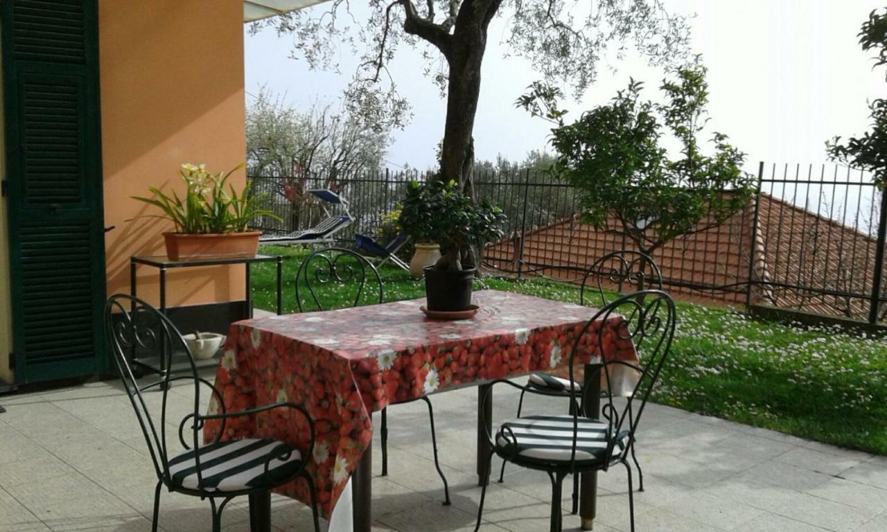 Il Gabbiano Di Pieve Bed & Breakfast เปียเว ลิกูเร ภายนอก รูปภาพ